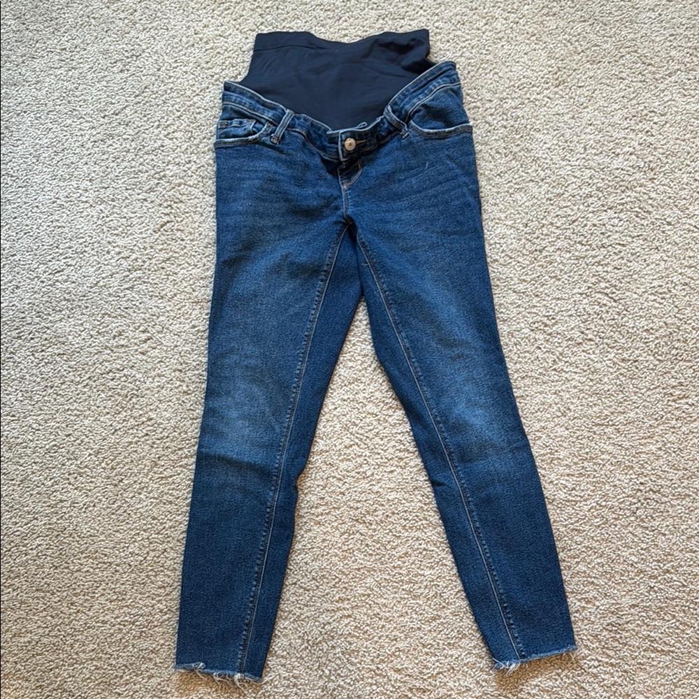 Old Navy Rockstar Super Skinny Maternity Jean (Size:4)